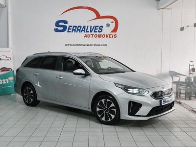Usado Kia Ceed Sportswagon 141 HP (103 kW) 2021 Cinzento Carrinha