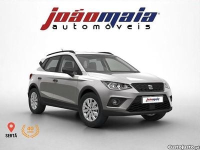 Branco Usado 2024 Seat Arona Style SUV | € 18.500 (Bom preço)