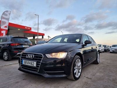 usado Audi A3 1.6 TDi Business Line Attraction