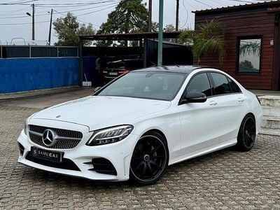 Usado Mercedes C200 AMG line 160 HP (117 kW) 2019 Branco Carrinha