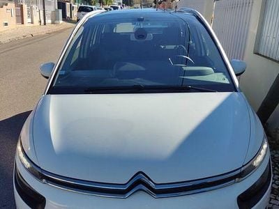 Usado 2017 Citroën Grand C4 Picasso Monovolume | € 9.850 (Bom preço)