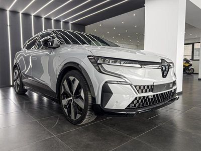 Usado Renault Mégane IV 161 kW (220 HP) 2023 Cinzento