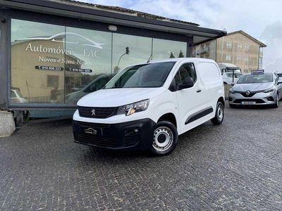 Branco Usado 2022 Peugeot Partner Premium Monovolume | € 14.900 (Preço justo)