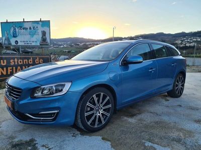 usado Volvo V60 2.4 D5 Momentum