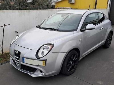 Usado Alfa Romeo MiTo Distinctive 120 HP (88 kW) 2009 Cinzento Citadino