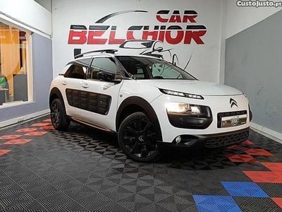 Usado Citroën C4 Cactus Feel 100 HP (73 kW) 2015 Branco Citadino