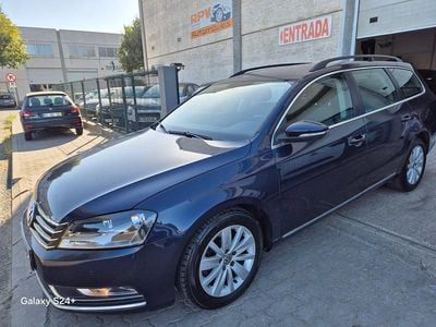 Usado VW Passat 105 HP (77 kW) 2014 Azul Carrinha