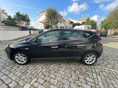 Usado 2009 Lancia Delta Citadino | € 4.000 (Bom preço)