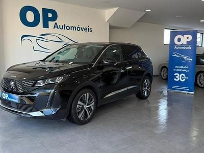 Preto Usado 2021 Peugeot 3008 Allure Sedan | € 23.950 (Preço justo)