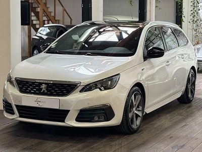 Usado Peugeot 308 GT 130 HP (95 kW) 2021 Branco Carrinha
