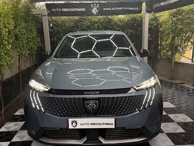 Usado Peugeot 3008 Allure 145 HP (106 kW) 2025 Azul SUV