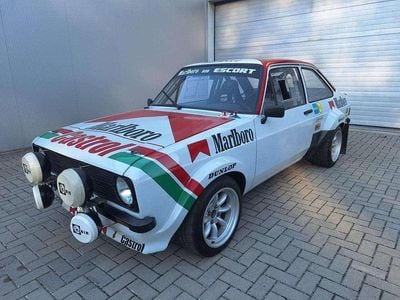 Usado Ford Escort 255 HP (187 kW) 1980 Branco