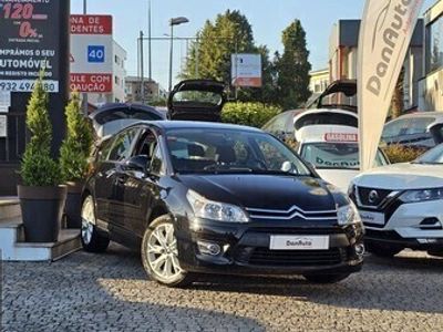 Usado Citroën C4 89 HP (65 kW) 2008 Preto Citadino