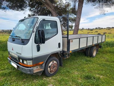 usado Mitsubishi Canter 2.8 3 Lugares 197 mil kms