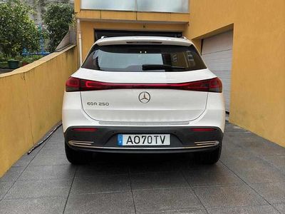 Mercedes EQA250