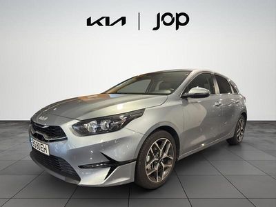 Cinza Usado 2025 Kia Ceed Citadino | € 24.590 (Preço elevado)