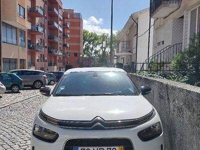 Branco Usado 2018 Citroën C4 Cactus PureTech Citadino | € 11.499 (Preço justo)