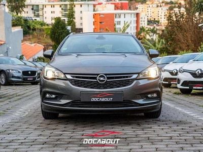 Usado Opel Astra 105 HP (77 kW) 2018 Cinzento