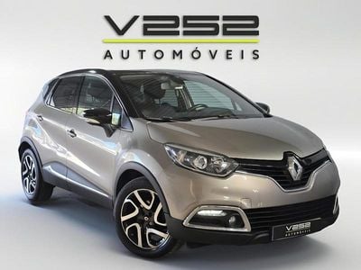 Cinzento Usado 2015 Renault Captur SUV | € 13.950 (Preço justo)