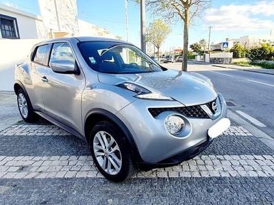 Usado Nissan Juke Tekna 110 HP (80 kW) 2015 Cinza SUV