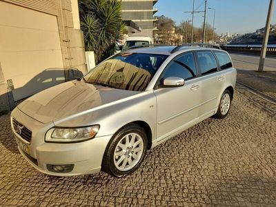 Volvo V50