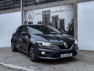 Cinzento Usado 2021 Renault Mégane IV | € 12.980 (Preço justo)