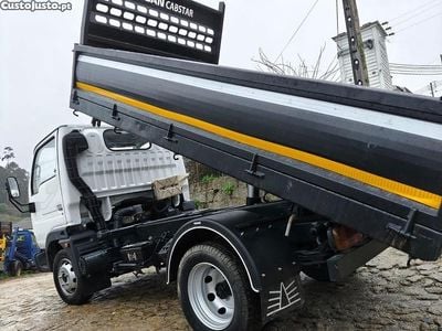 Usado Nissan Cabstar 2001 Branco Pickup