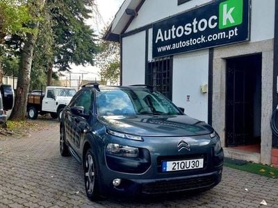 Cinzento Usado 2016 Citroën C4 Cactus Citadino | € 9.000 (Preço justo)