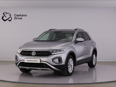 Cinza Usado 2024 VW T-Roc Life SUV | € 24.900 (Preço justo)