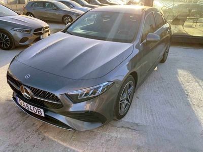 Cinzento Usado 2023 Mercedes A250 Advanced Plus Citadino | € 46.590