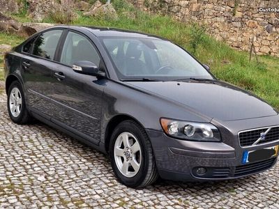 usado Volvo S40 1.6d 110cv Momentum Iuc Antigo