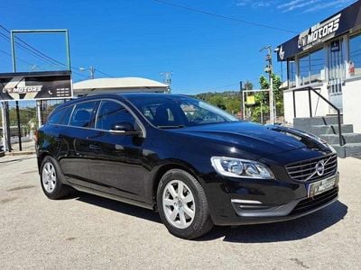 Preto Usado 2013 Volvo V60 Drive Kinetic Carrinha | € 15.500 (Caro)