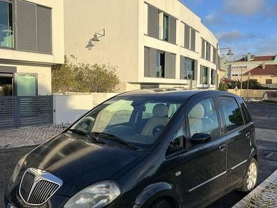 Usado 2005 Lancia Musa Monovolume | € 2.650