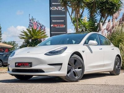Branco Usado 2020 Tesla Model 3 Standard Range Sedan | € 22.490 (Preço justo)