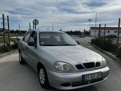 Usado Chevrolet Lanos 75 HP (55 kW) 1998 Sedan