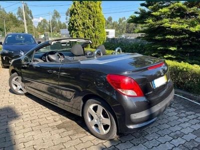 Preto Usado 2010 Peugeot 207 CC Cabrios | € 7.990