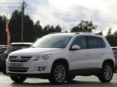 Usado VW Tiguan Trendline 150 HP (110 kW) 2010 Branco SUV