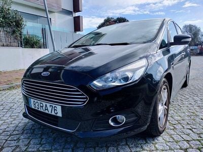 Usado 2016 Ford S-MAX S Monovolume | € 14.900 (Bom preço)