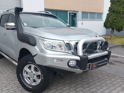 Usado Nissan Navara 190 HP (139 kW) 2017 Cinza Pickup