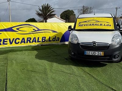 Usado Opel Combo S 120 HP (88 kW) 2018 Branco Monovolume