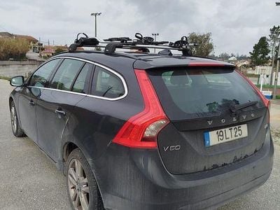 Usado Volvo V60 Momentum 2011 Carrinha