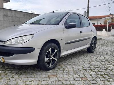 usado Peugeot 206 1.1 LOOK de 2006 apenas 150 mil Kms Com A/C