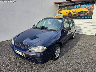 Azul Usado 1999 Renault Mégane | € 1.450