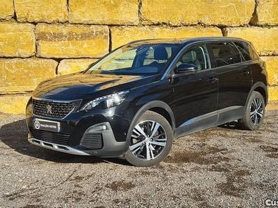 Usado Peugeot 5008 Allure 130 HP (95 kW) 2019 Preto Monovolume
