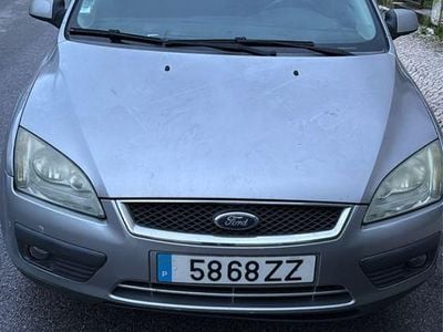 Usado 2006 Ford Focus Sedan | € 2.000 (Bom preço)