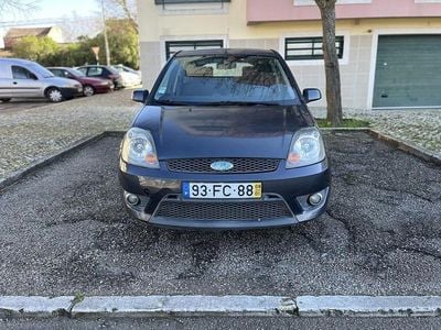 Usado 2008 Ford Fiesta Sedan | € 2.340 (Bom preço)