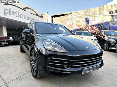 Preto Usado 2019 Porsche Cayenne SUV | € 69.950 (Caro)