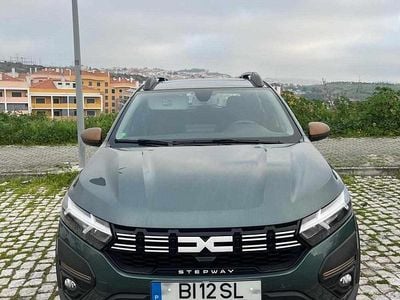 Usado Dacia Sandero 91 HP (66 kW) 2024 Verde Citadino