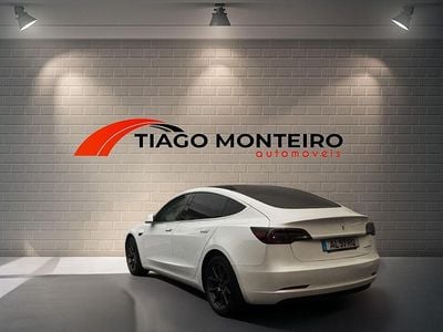 Branco Usado 2020 Tesla Model 3 Sedan | € 24.990 (Preço justo)