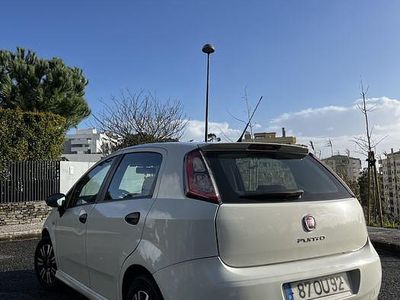 Usado Fiat Punto 75 HP (55 kW) 2014 Citadino